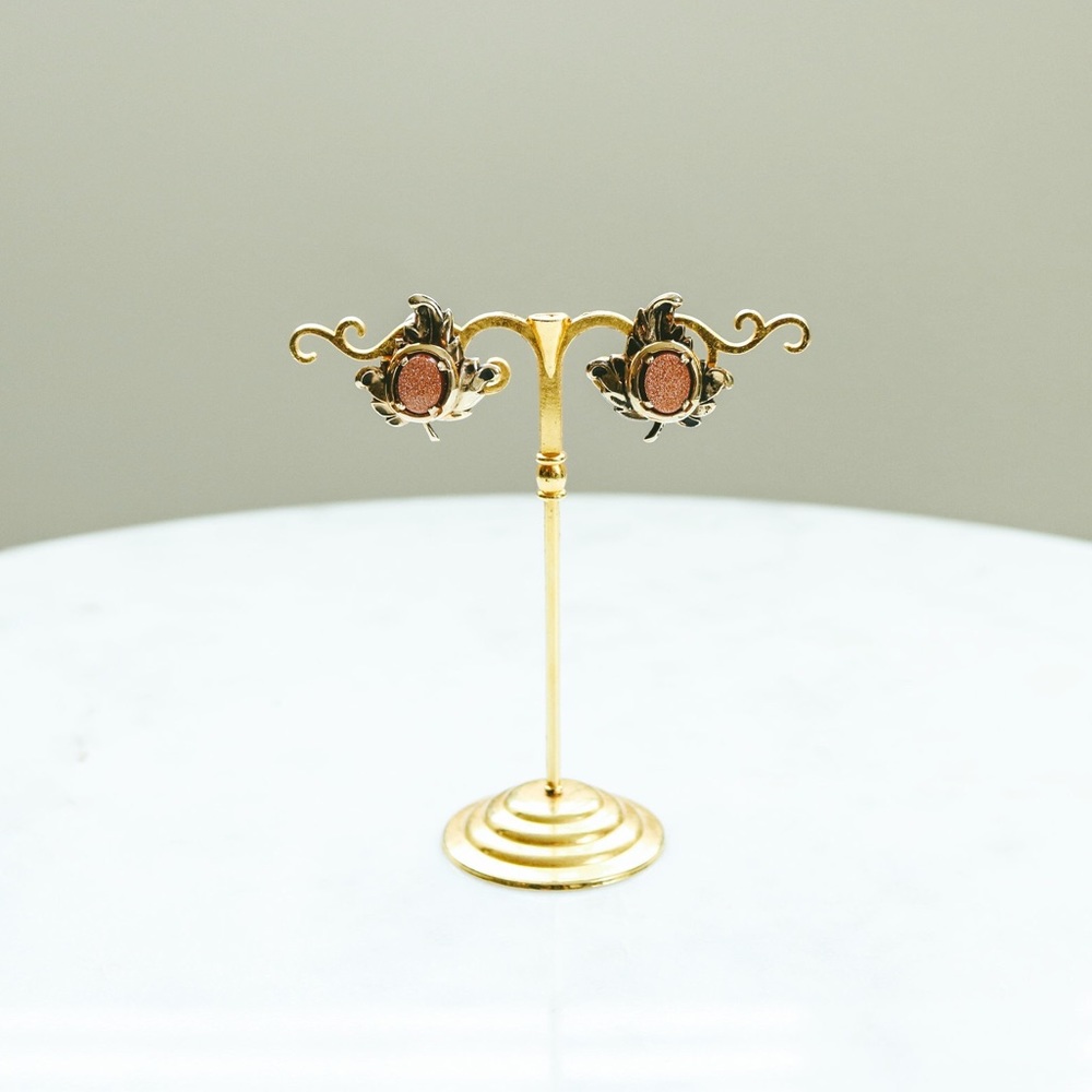 Vintage Leaf Clip On Earrings